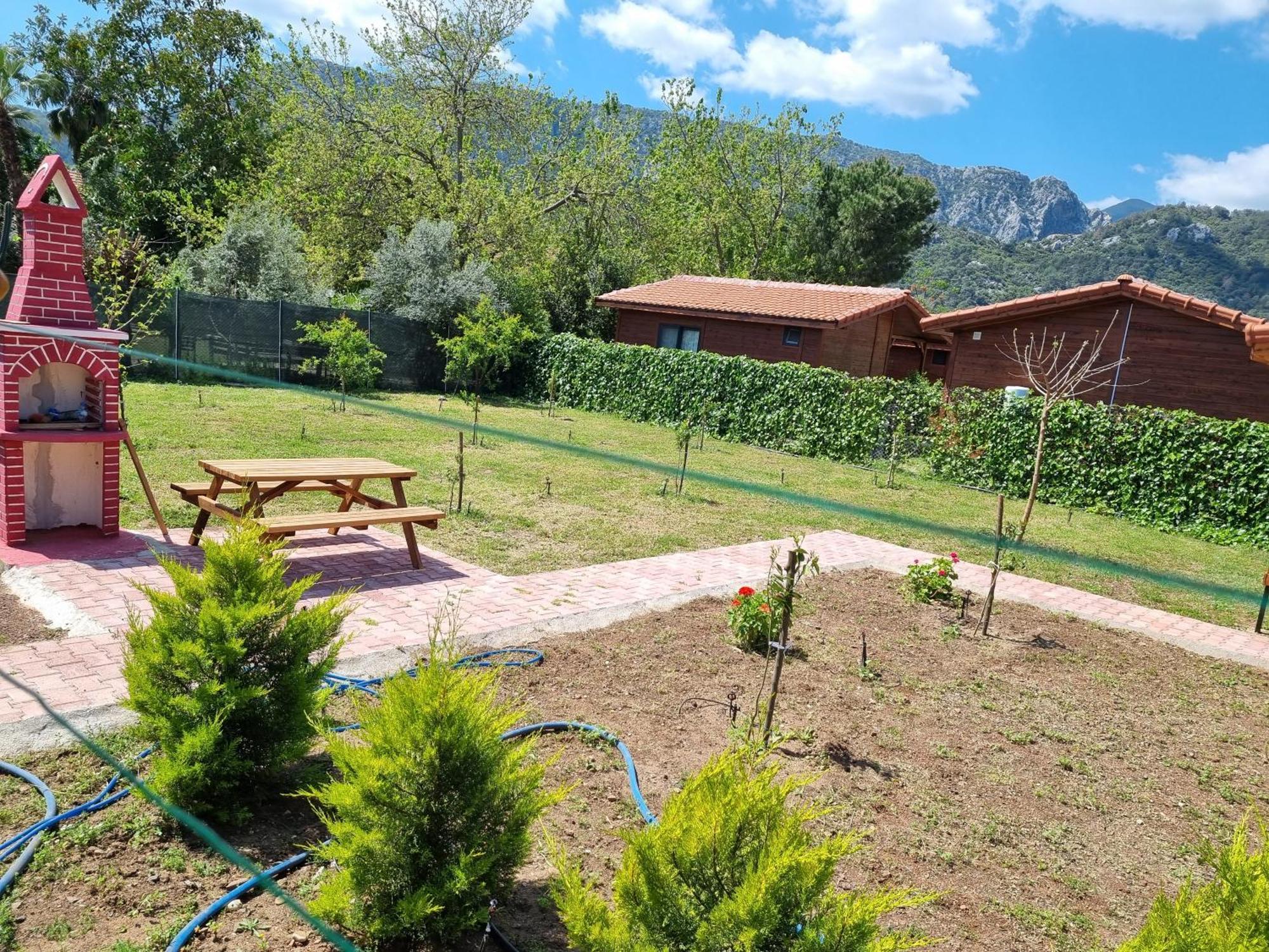 Ugur Pansiyon Bungalows Çıralı Exterior foto